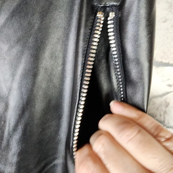 PrettyLittleThing Vegan Faux Leather Zip Front Wide Leg Trouser Black Size 6 New - Picture 7 of 16